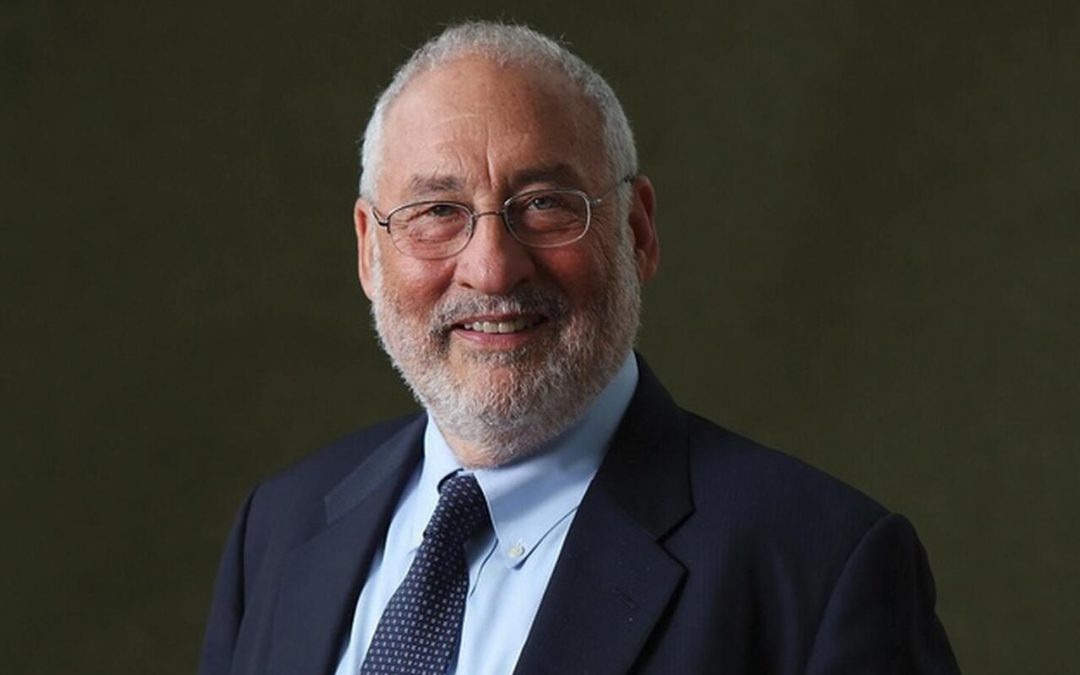 Joseph Stiglitz was awarded  an honorary doctorate of the Department of Economic Sciences of the School of Economics and Political Sciences of the University of Athens